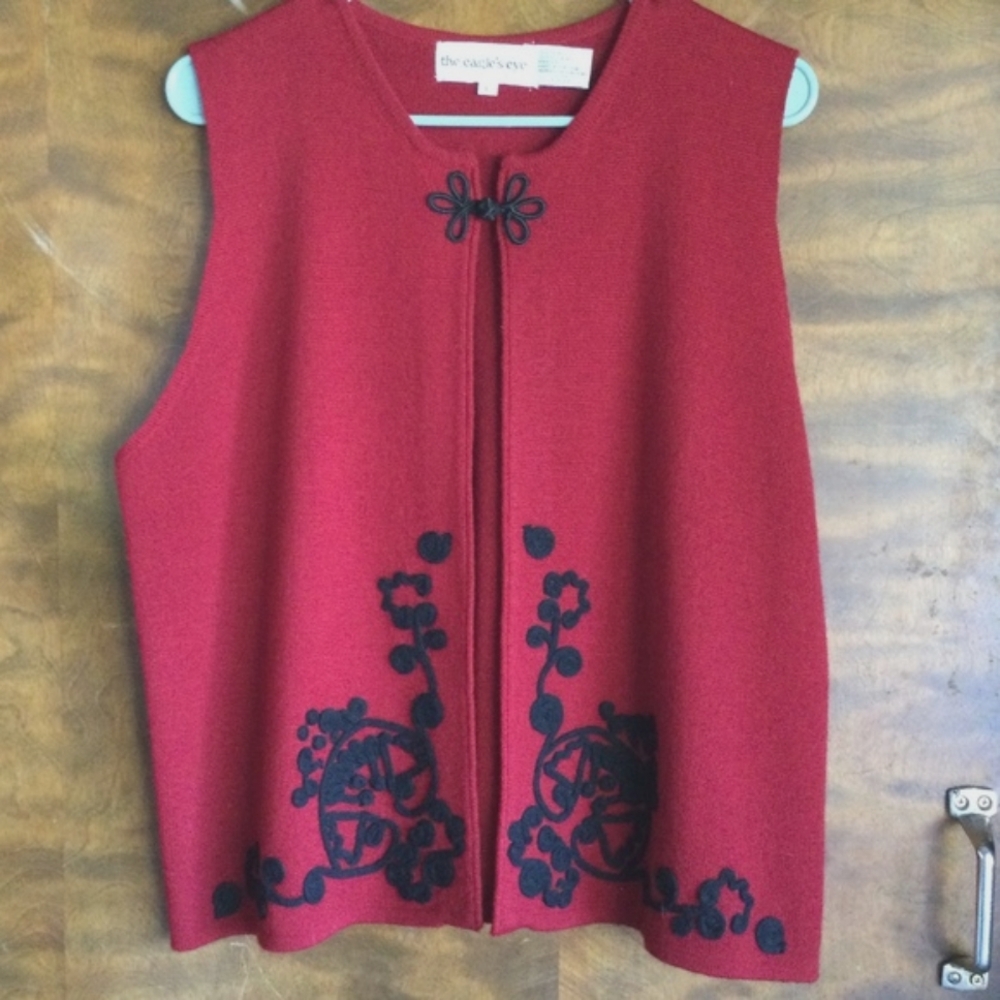 Vintage Eagles Eye 100%wool Red with black embellishments womens Vest sz L